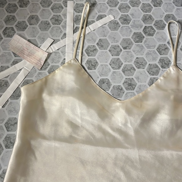 Bloomers Small Tank Top Silk Style Top - Picture 2 of 5